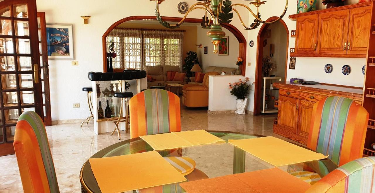 Sunny House With Private Pool And Sea View Βίλα Costa Adeje  Εξωτερικό φωτογραφία