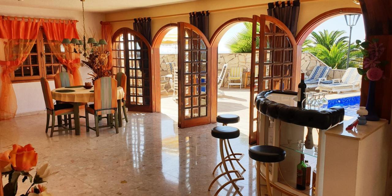 Sunny House With Private Pool And Sea View Βίλα Costa Adeje  Εξωτερικό φωτογραφία
